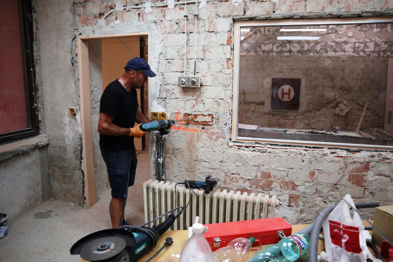 2249 fnsp zav ziline rekonstruuju urologicke operacne saly jpg