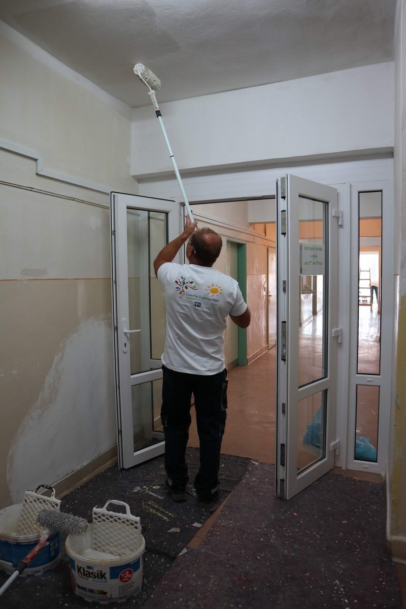 1323 fnsp zanemocnica vymaluje izby chodby a technicke zazemie na druhom a stvrtom poschodi jpg