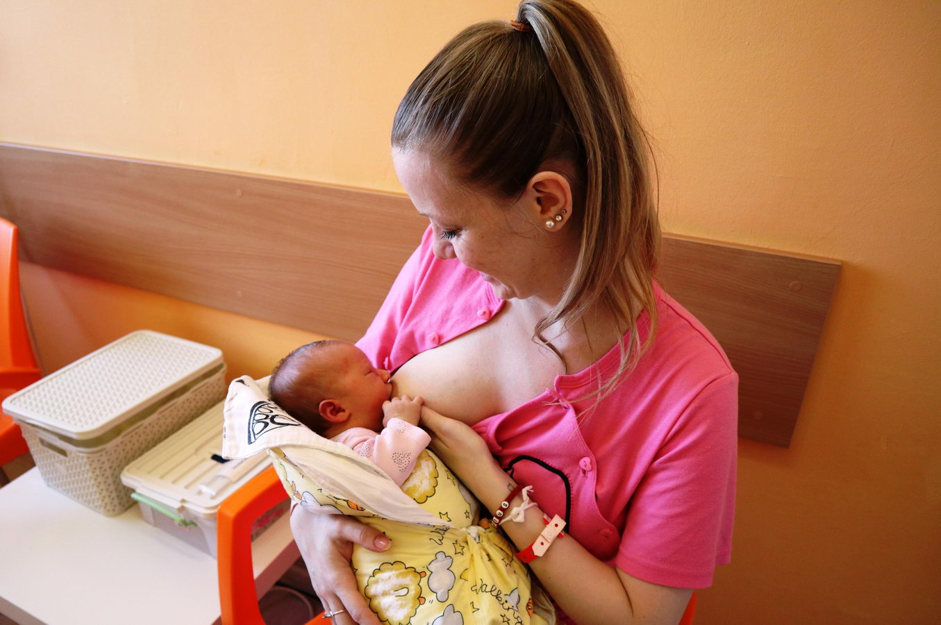 2248 fnsp zazo zilinskej porodnice odchadza plne dojcenych az 95 novorodencov jpg